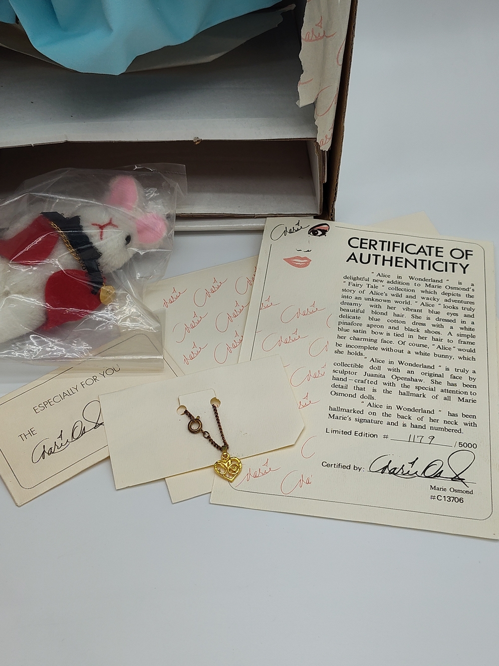 Marie Osmond Alice in Wonderland Porcelain Doll 1179/5000 COA Box Rabbit Vintage - Picture 5 of 16
